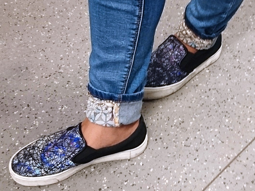 Slip-on sneaks in the MRT