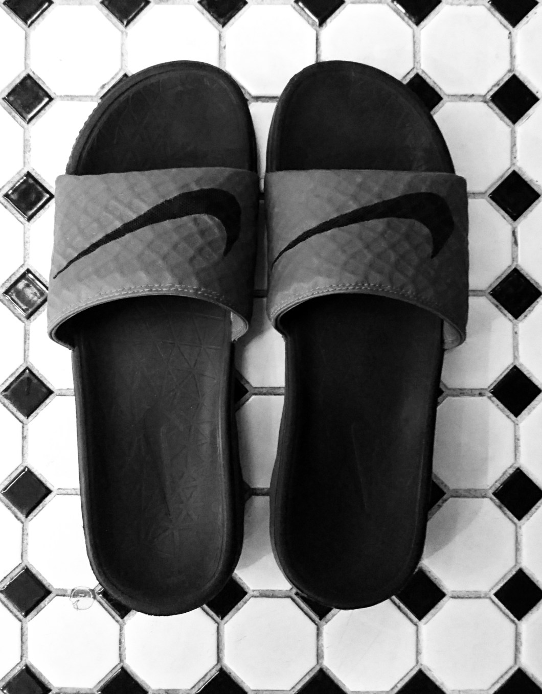 Nike Benassi