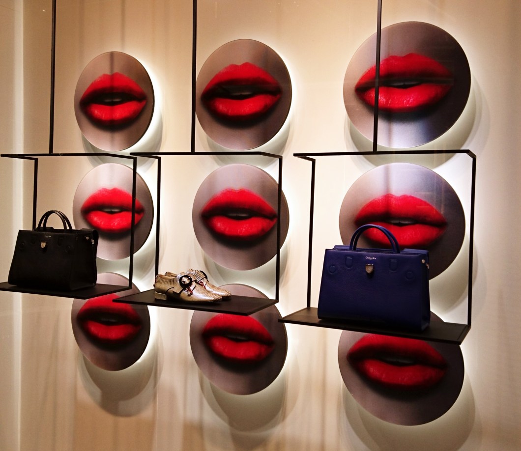 Dior AW 2016 window