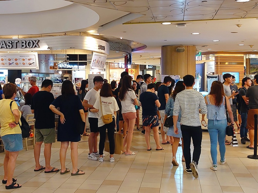 20-04-15-23-44-29-035_deco