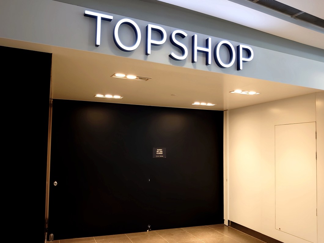 20-06-21-15-39-07-264_deco